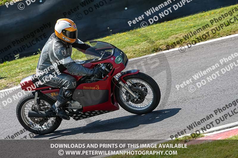 cadwell park;cadwell park photographs;cadwell trackday photographs;enduro digital images;event digital images;eventdigitalimages;peter wileman photography;racing digital images;trackday digital images;trackday photos